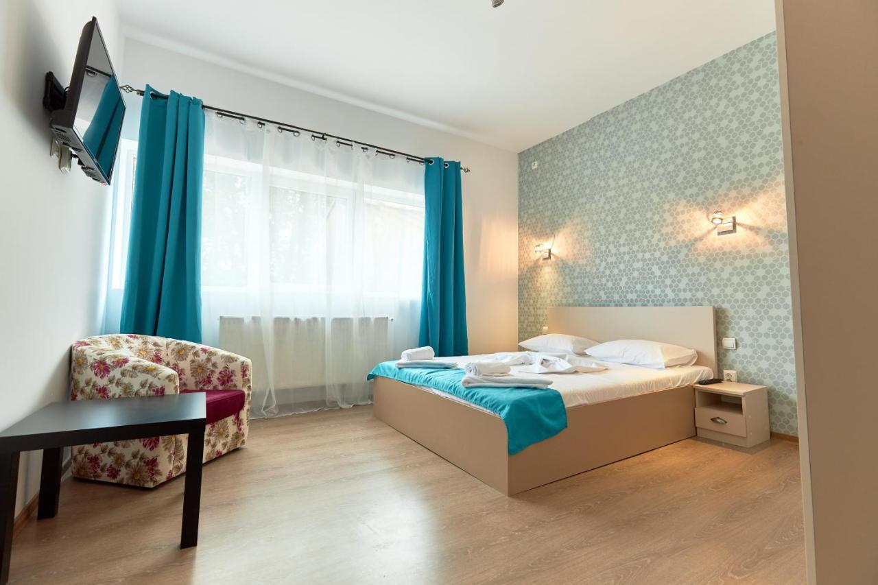 Stanford Aparthotel Gara De Nord Bucarest Esterno foto