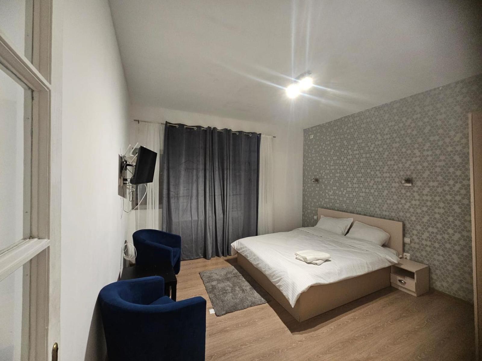 Stanford Aparthotel Gara De Nord Bucarest Esterno foto